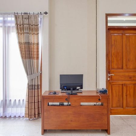Reddoorz Near Universitas Gajah Mada Kejayan Exterior foto